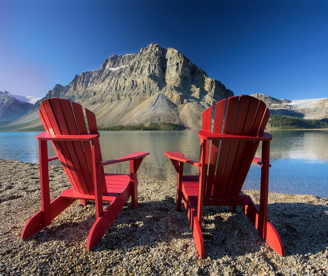 Bow Lake is accessible to everyone