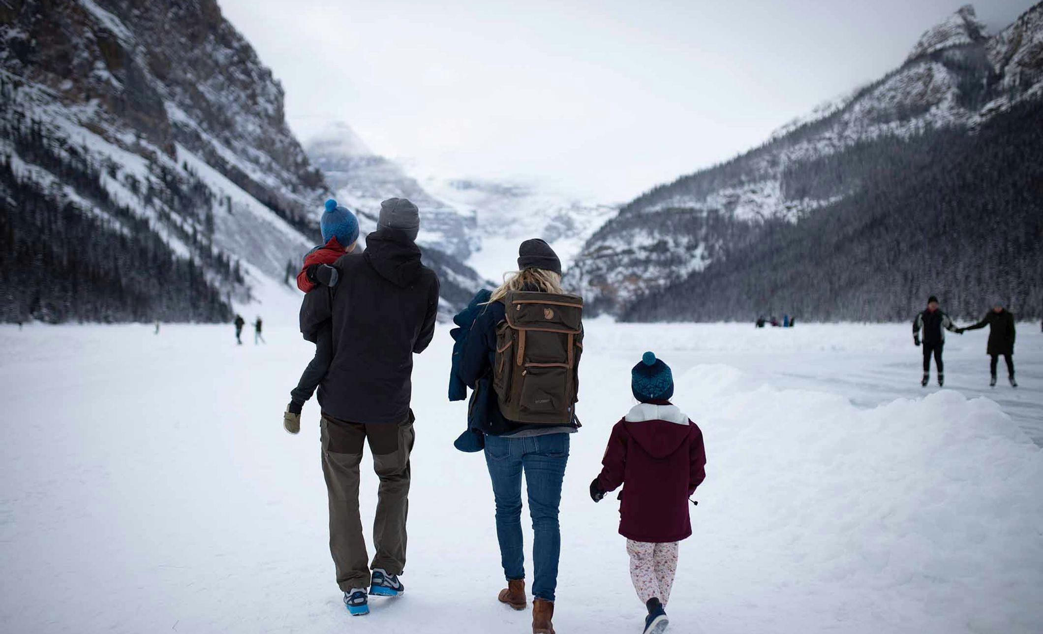 Winter, Lake Louise, Family, Banff National Park